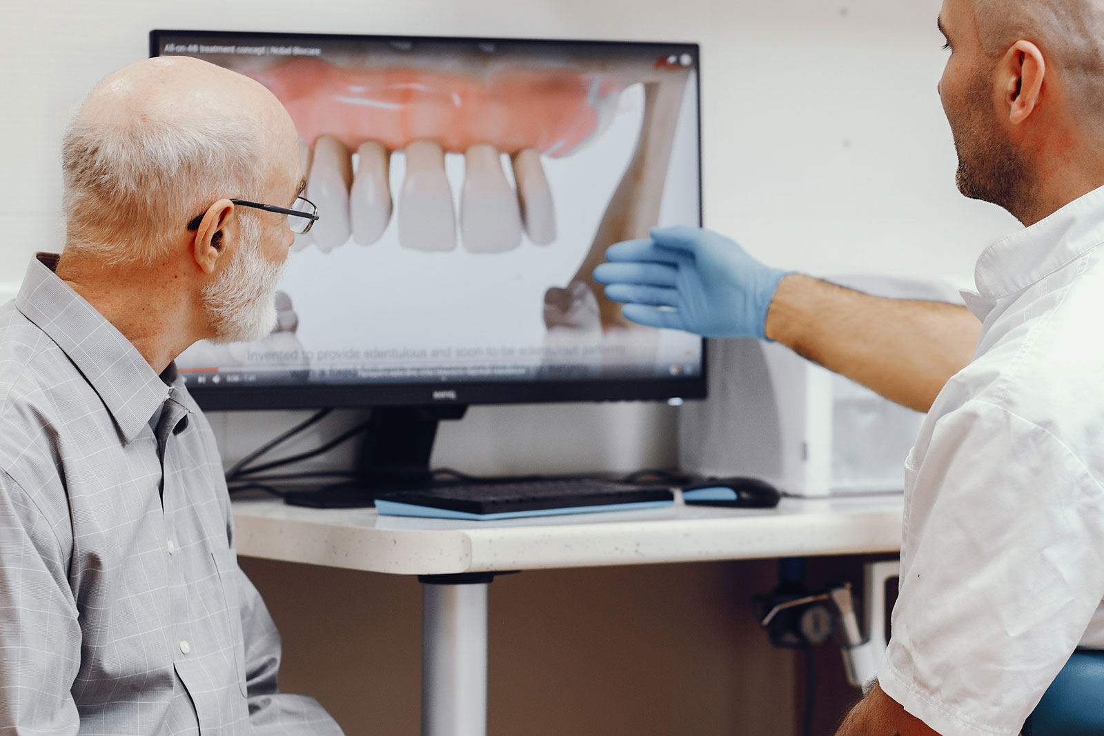 Implante dentário para quem tem perda óssea